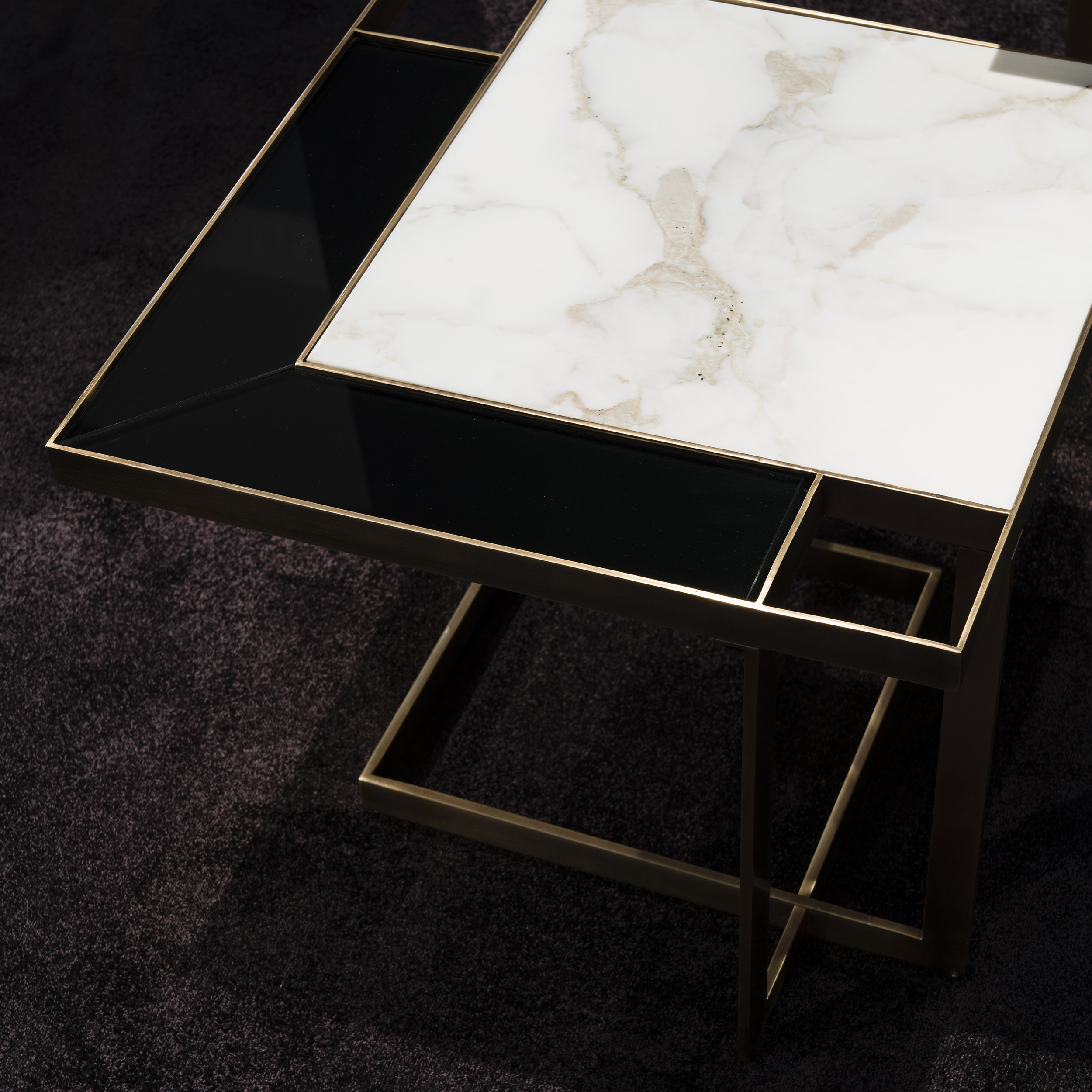 Gary - Square coffee table